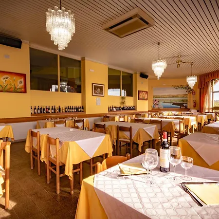 伊斯马尔酒店 酒店 3*