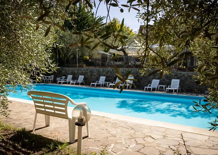 伊斯马尔酒店 3*