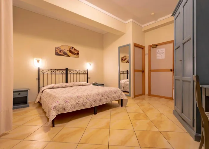 伊斯马尔酒店 丘西