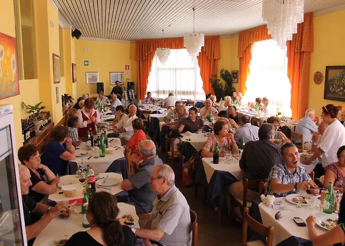 伊斯马尔酒店 丘西