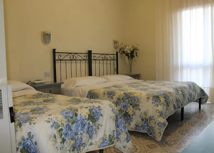 伊斯马尔酒店 丘西